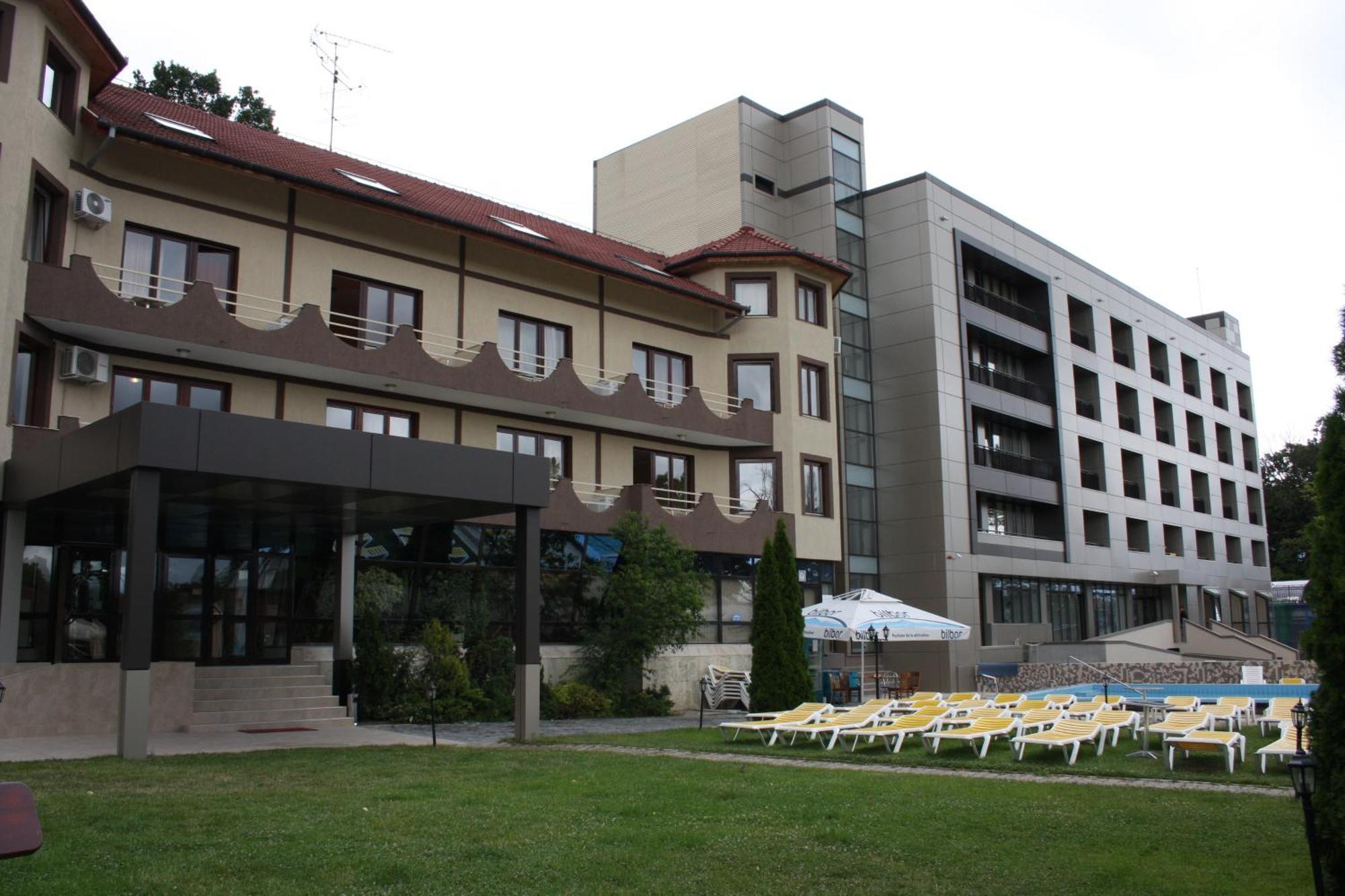 Hotel President Băile Felix Buitenkant foto
